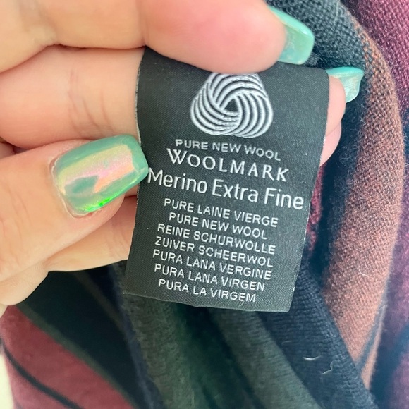 Lacoste Merino Wool Dress - Picture 4 of 4